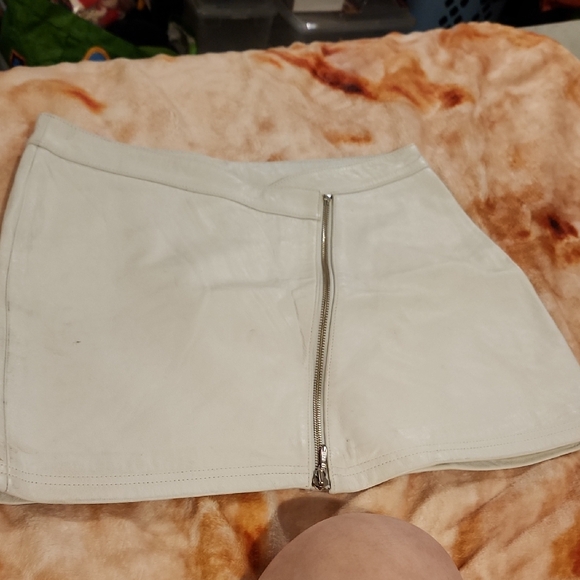 Wilsons Leather Dresses & Skirts - White Leather Mini Skirt